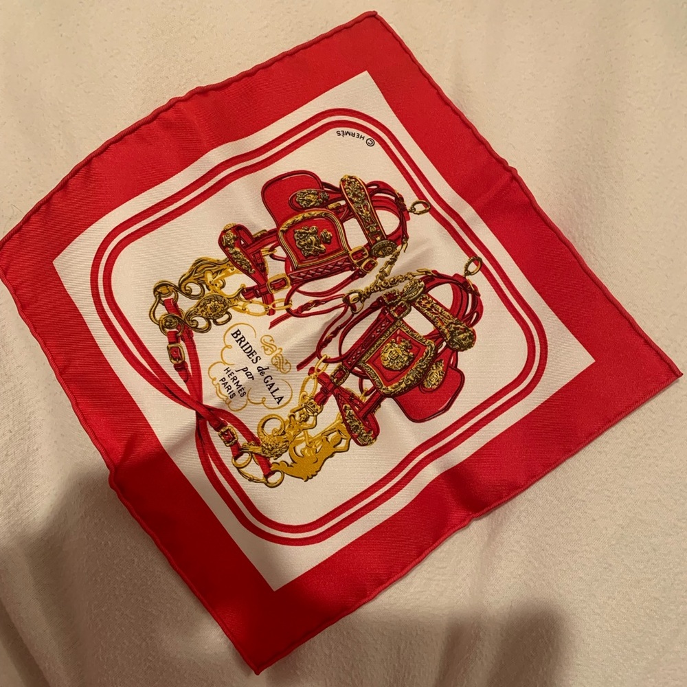 Brand new limited edition Authentic Hermes hand small silk 100% scarf with box